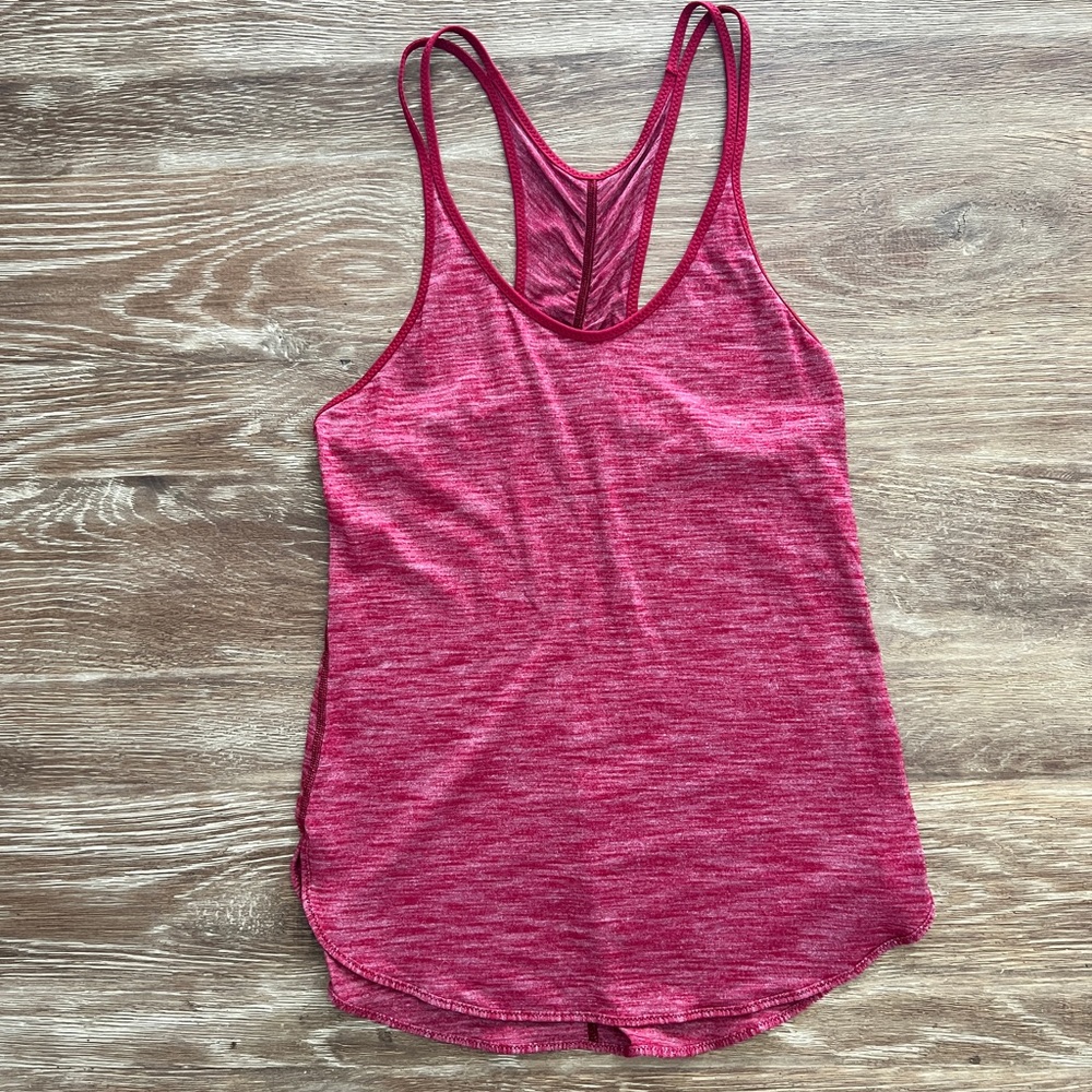 Lululemon tank
